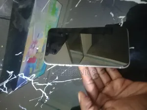 Apple iPhone 11 128 GB White