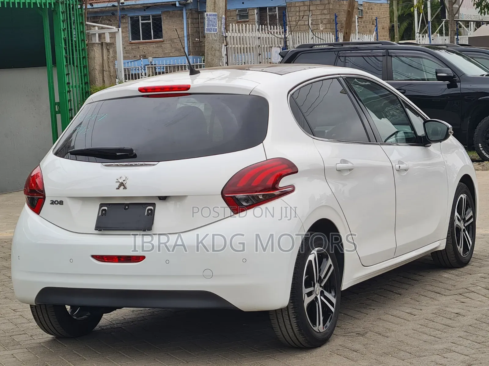 Peugeot 208 2019 White