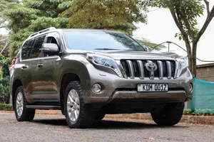 Toyota Land Cruiser Prado 2.8 2017 Gray
