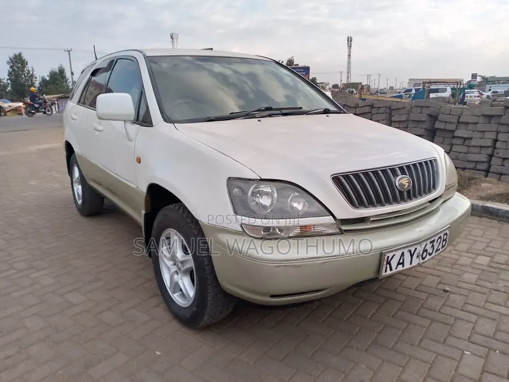 Toyota Harrier 2002 Pearl