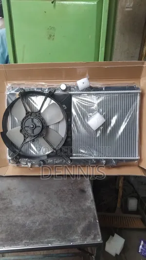 New Radiator With Fan Toyota 91