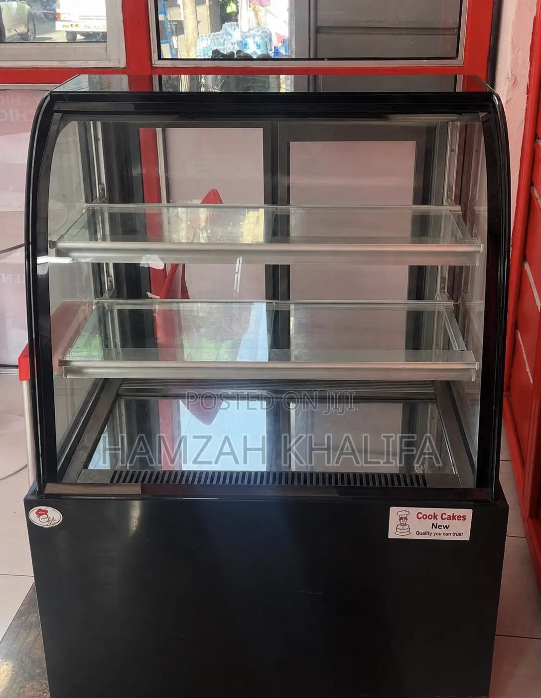 Commercial Cake Display