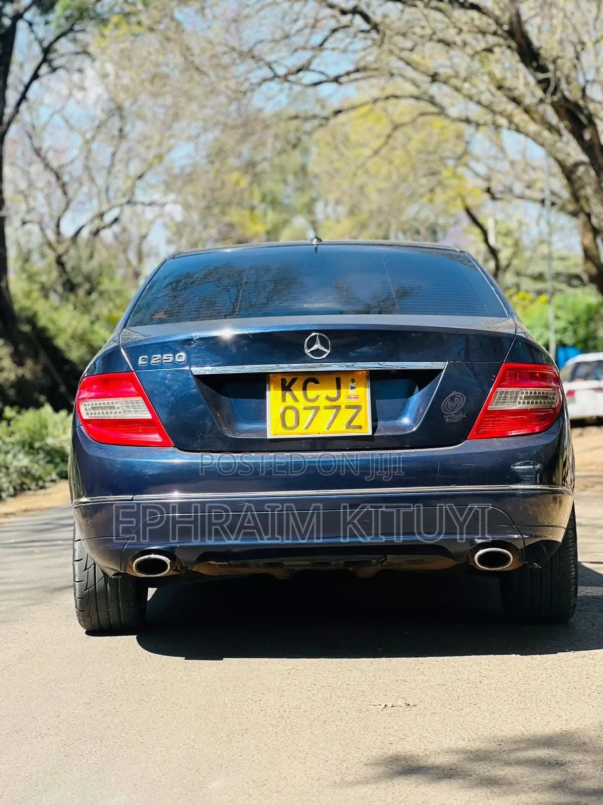 Mercedes-Benz C250 2009 Blue