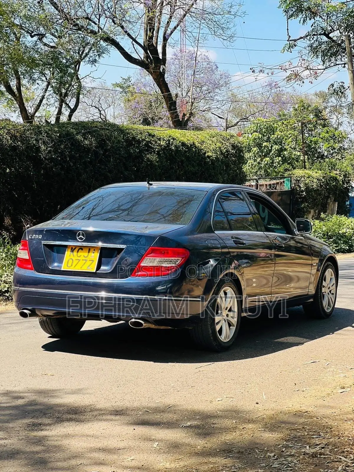 Mercedes-Benz C250 2009 Blue