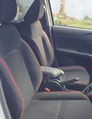 Daihatsu Rocky 2019 Pearl