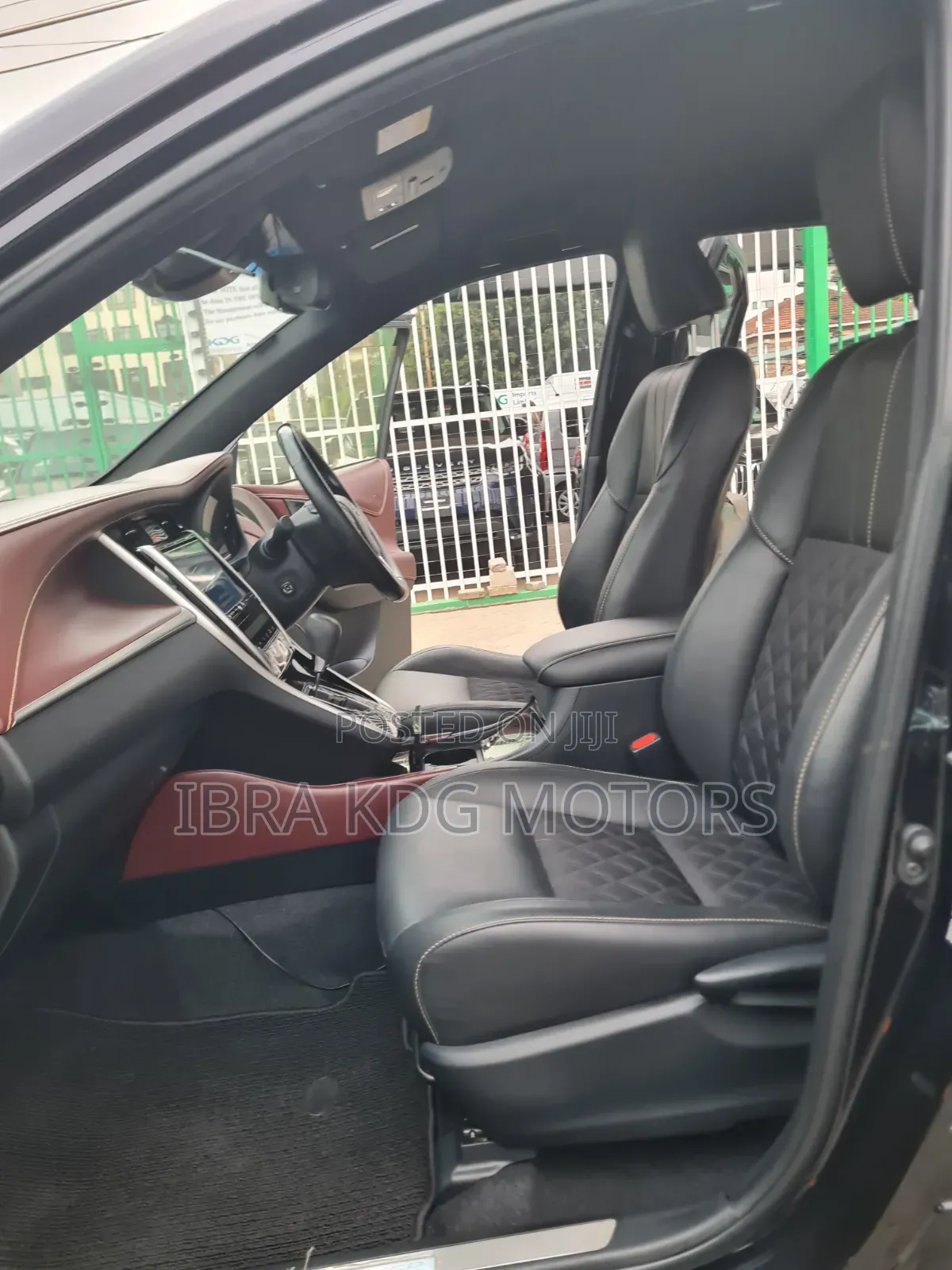 Toyota Harrier 2019 Black