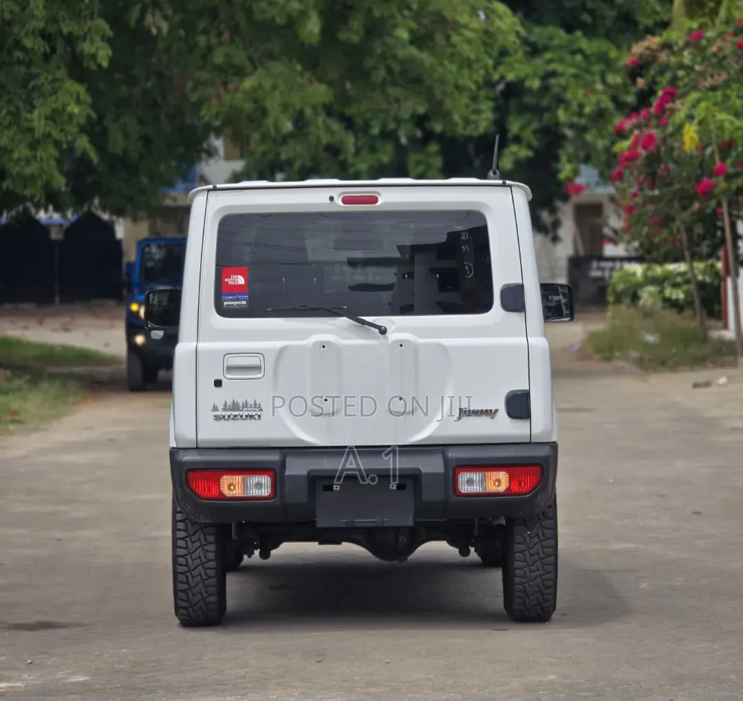 Suzuki Jimny 2019 Pearl