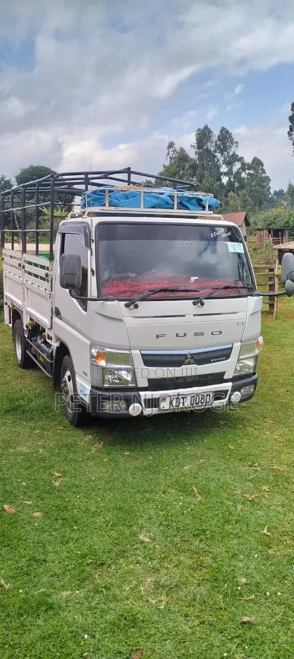 Mistubishi Fuso Canter 2018 White