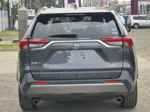 Toyota RAV4 2019 Gray