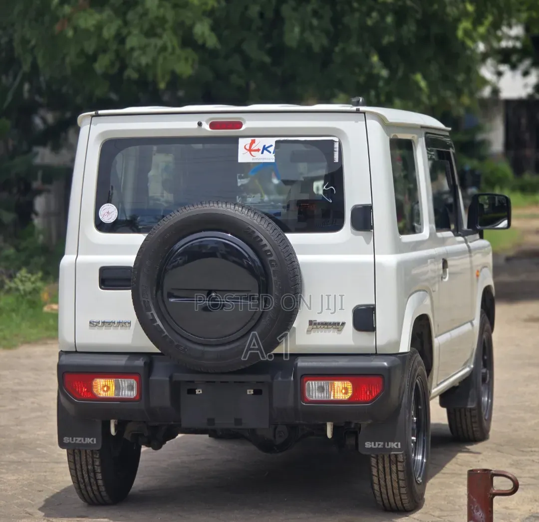 Suzuki Jimny 2019 Off white