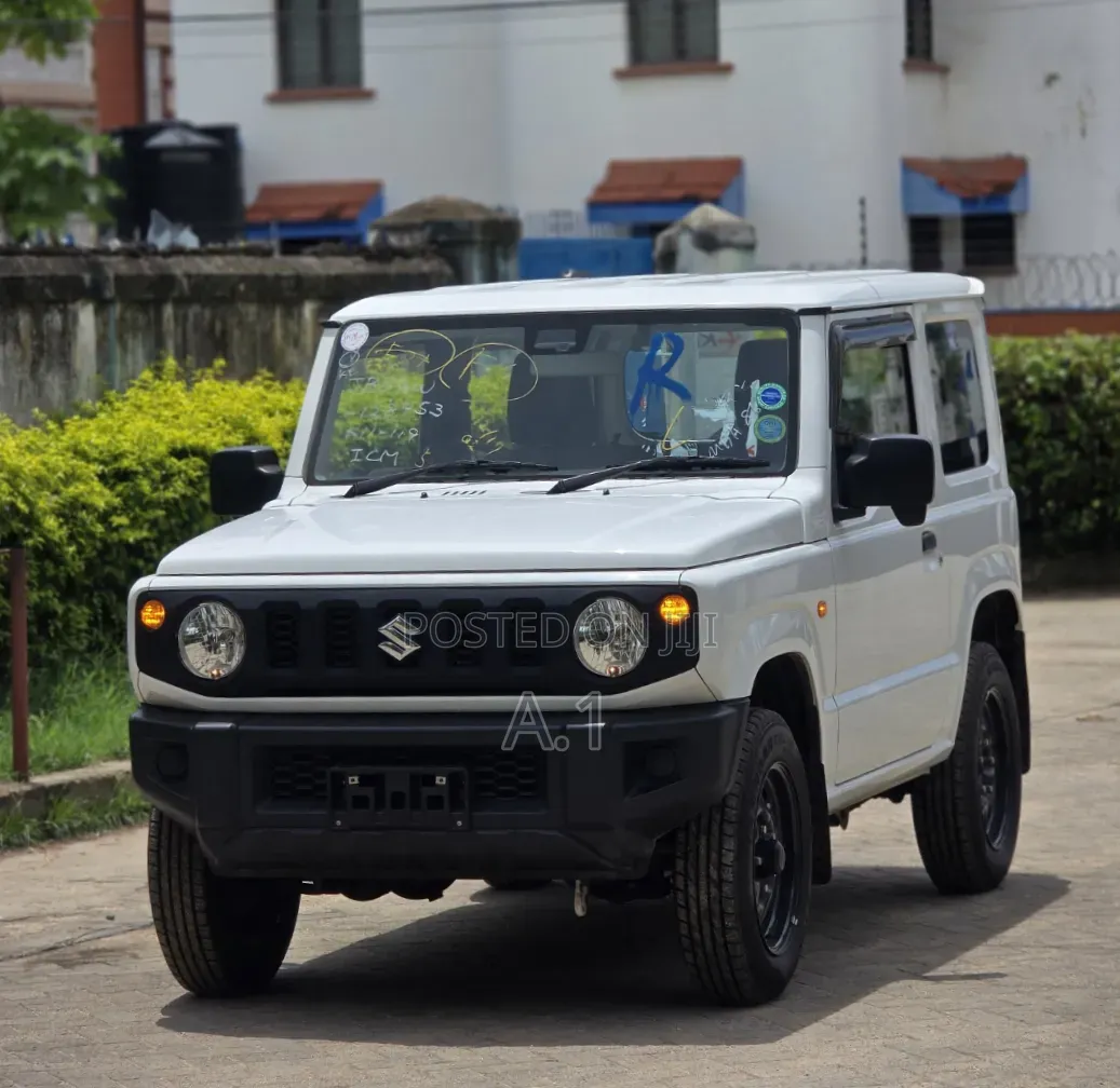 Suzuki Jimny 2019 Off white