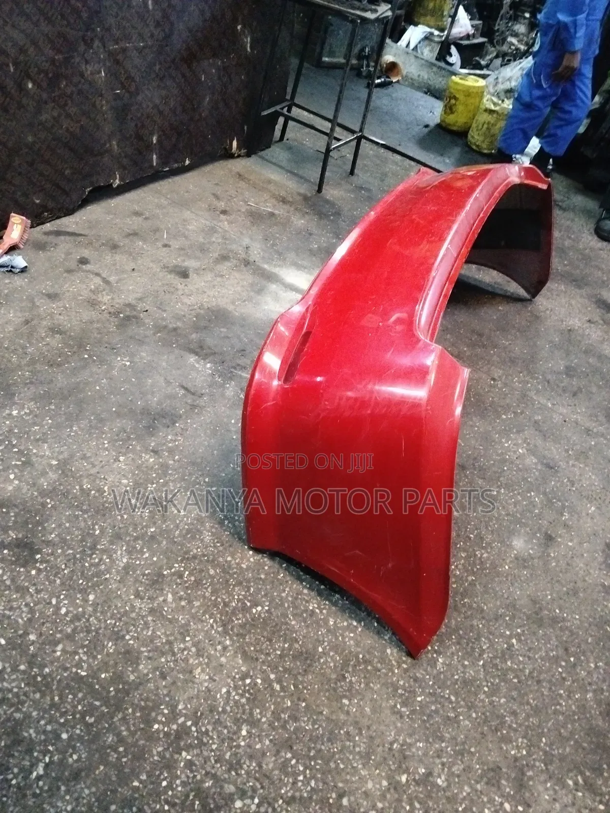 Toyota Ipsum Rear Bumper Model With Reflectors, Model 2005/2006