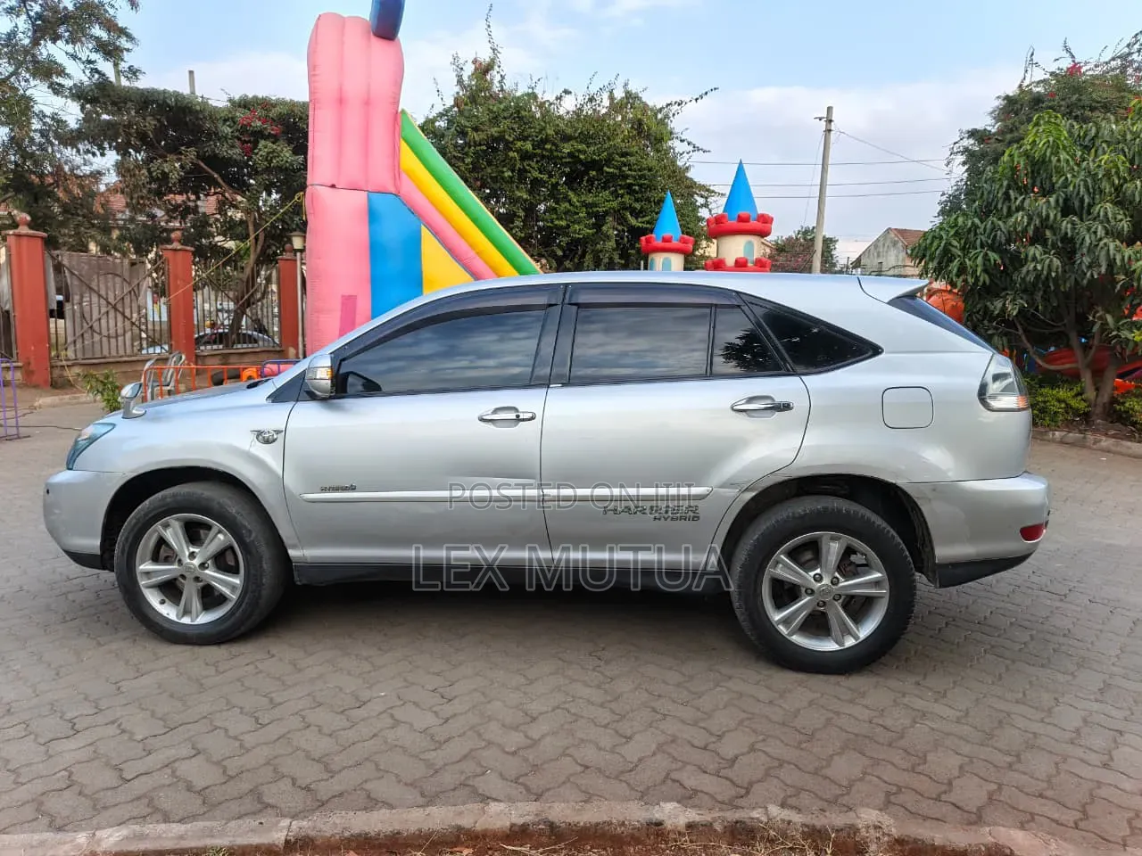 Toyota Harrier 2010 Silver