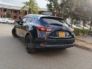 Mazda Axela 2018 Black