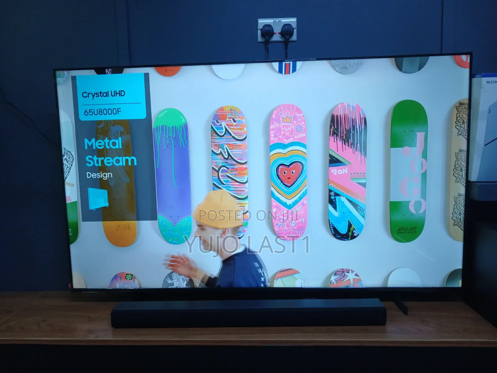 Samsung 65 Inch Crystal Uhd U8000f Smart TV(2025)