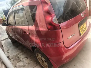 Nissan Note 2007 Red