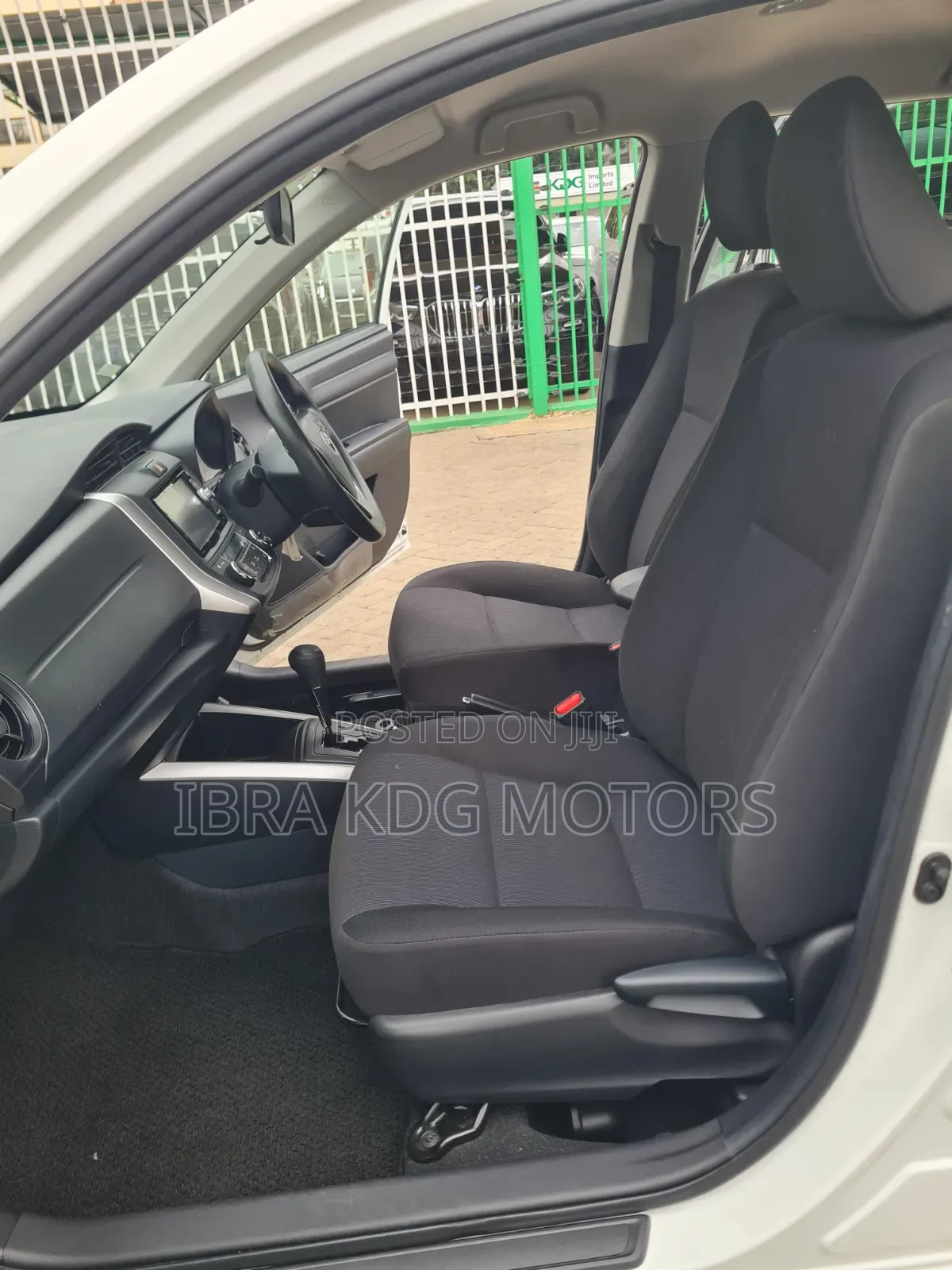 Toyota Corolla Fielder 2019 White