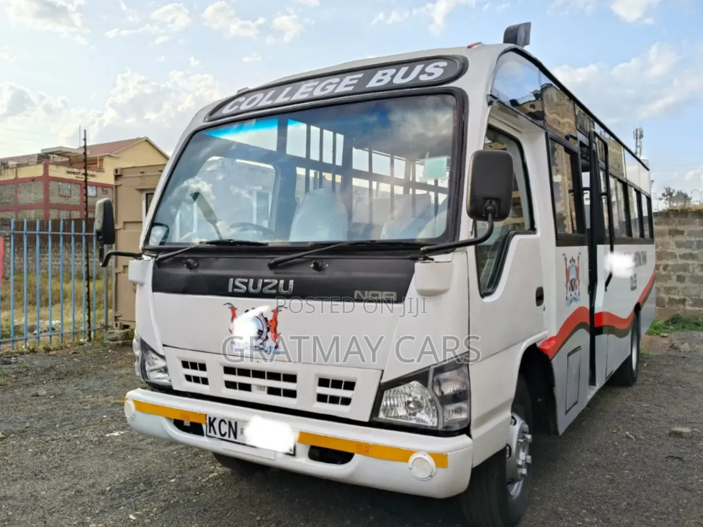 Isuzu NQR 2017 White