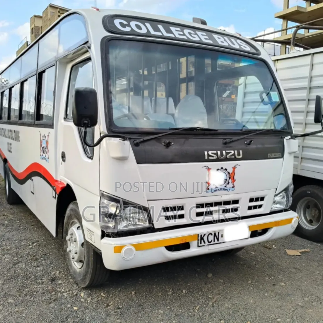 Isuzu NQR 2017 White