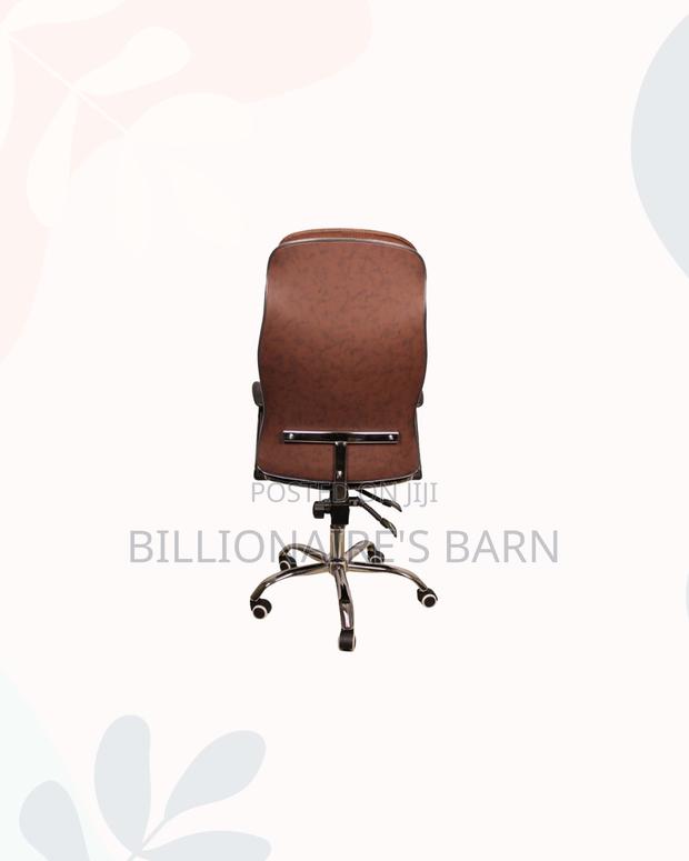 Ergonomic Executive Leather Chair High Back for Reception Guest Use - thumbnail 3
