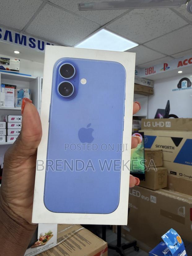 New Apple iPhone 16 128 GB Blue - thumbnail 3