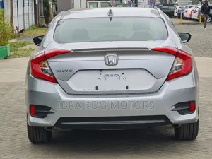 Honda Civic 2019 Silver