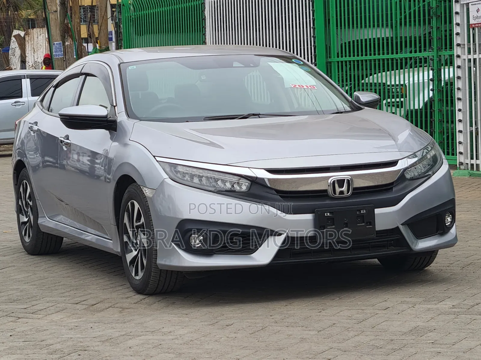 Honda Civic 2019 Silver
