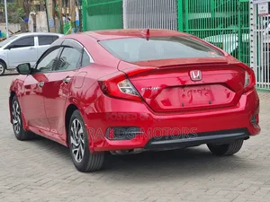 Honda Civic 2019 Red