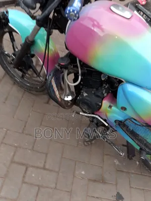 Bajaj Boxer 150 UG 2021 Red