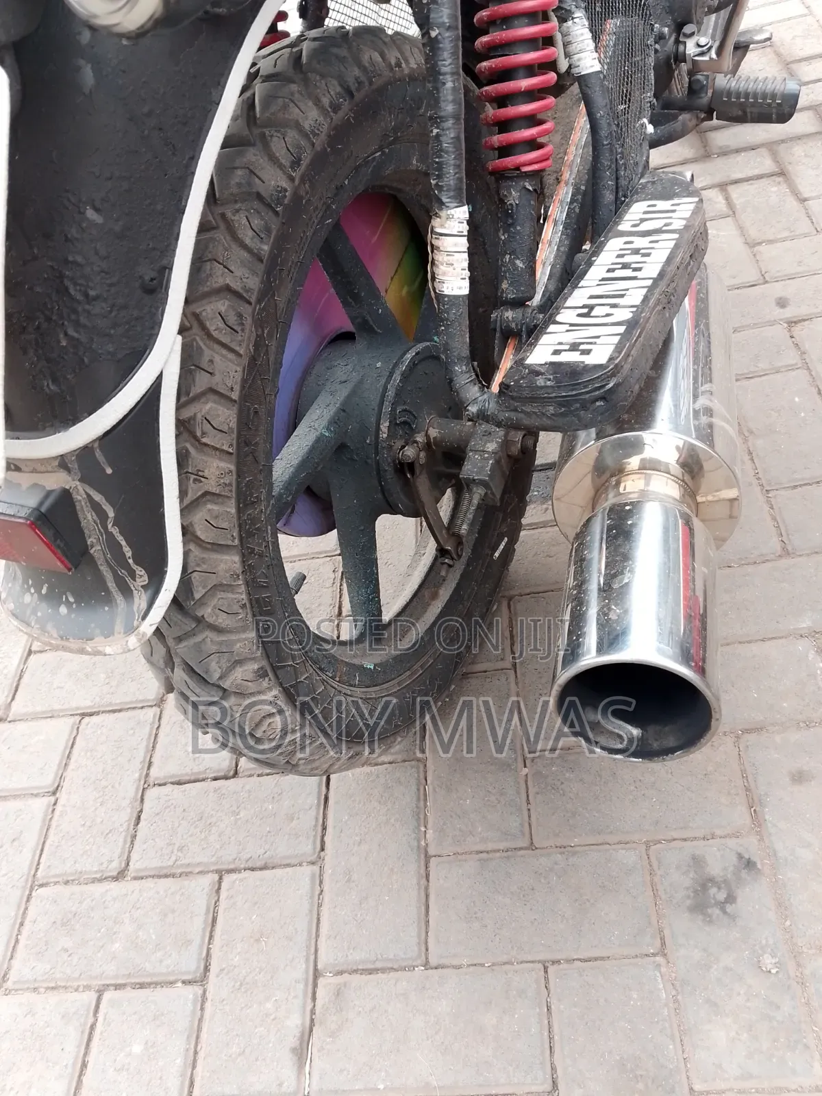 Bajaj Boxer 150 UG 2021 Red