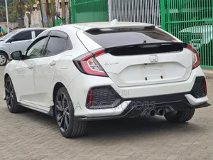 Honda Civic 2019 White