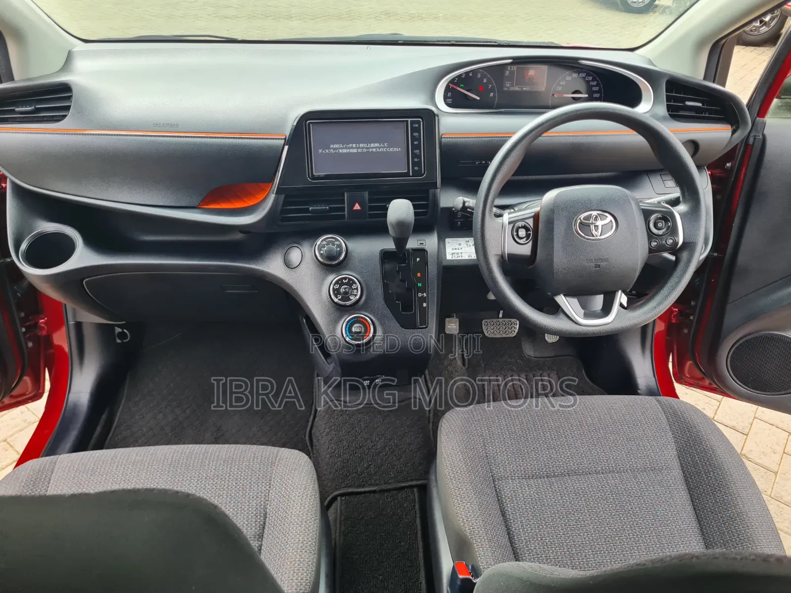Toyota Sienta 2019 Red