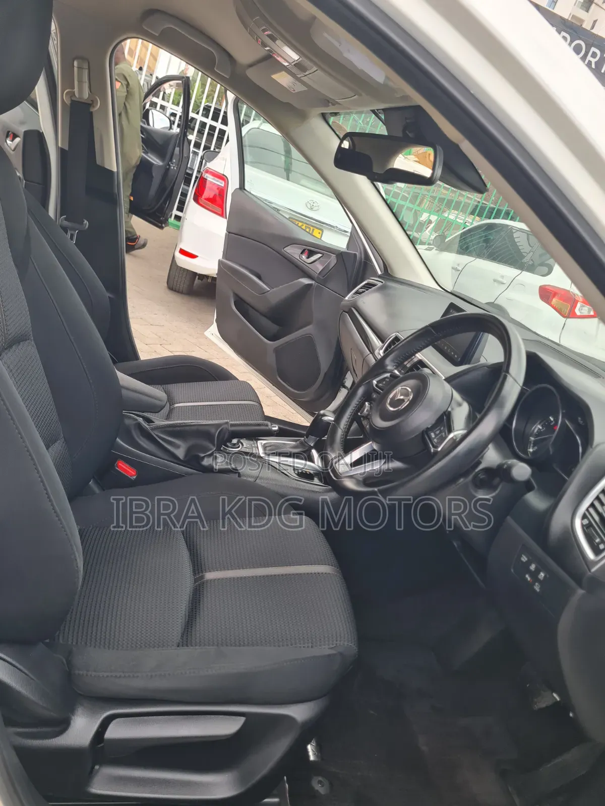 Mazda Axela 2019 White