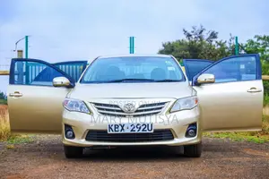 Toyota Corolla 2013 Beige