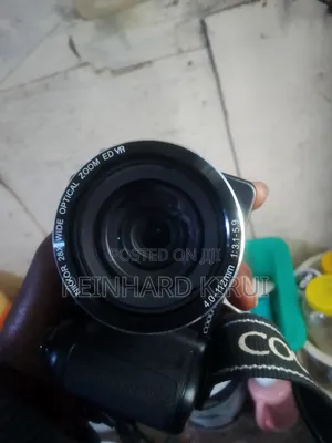 Nikon Canon Coolpix L340
