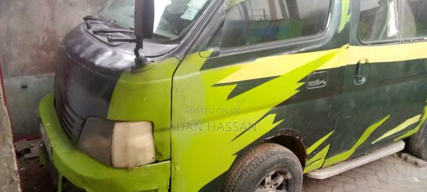 Nissan Caravan (Urvan) 2010 Green - thumbnail 7