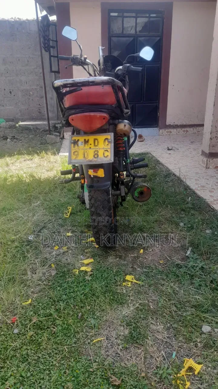 Bajaj Boxer 150 UG 2016 Blue