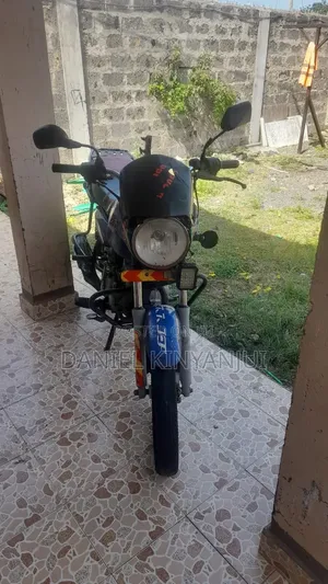 Bajaj Boxer 150 UG 2016 Blue