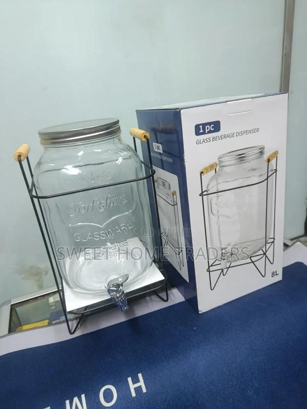Glass Juice Dispensers With Metallic Stand
