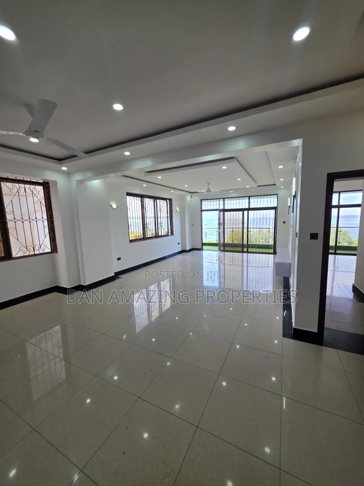 4bdrm Apartment in Mombasa Plus Dsq, Kizingo for sale
