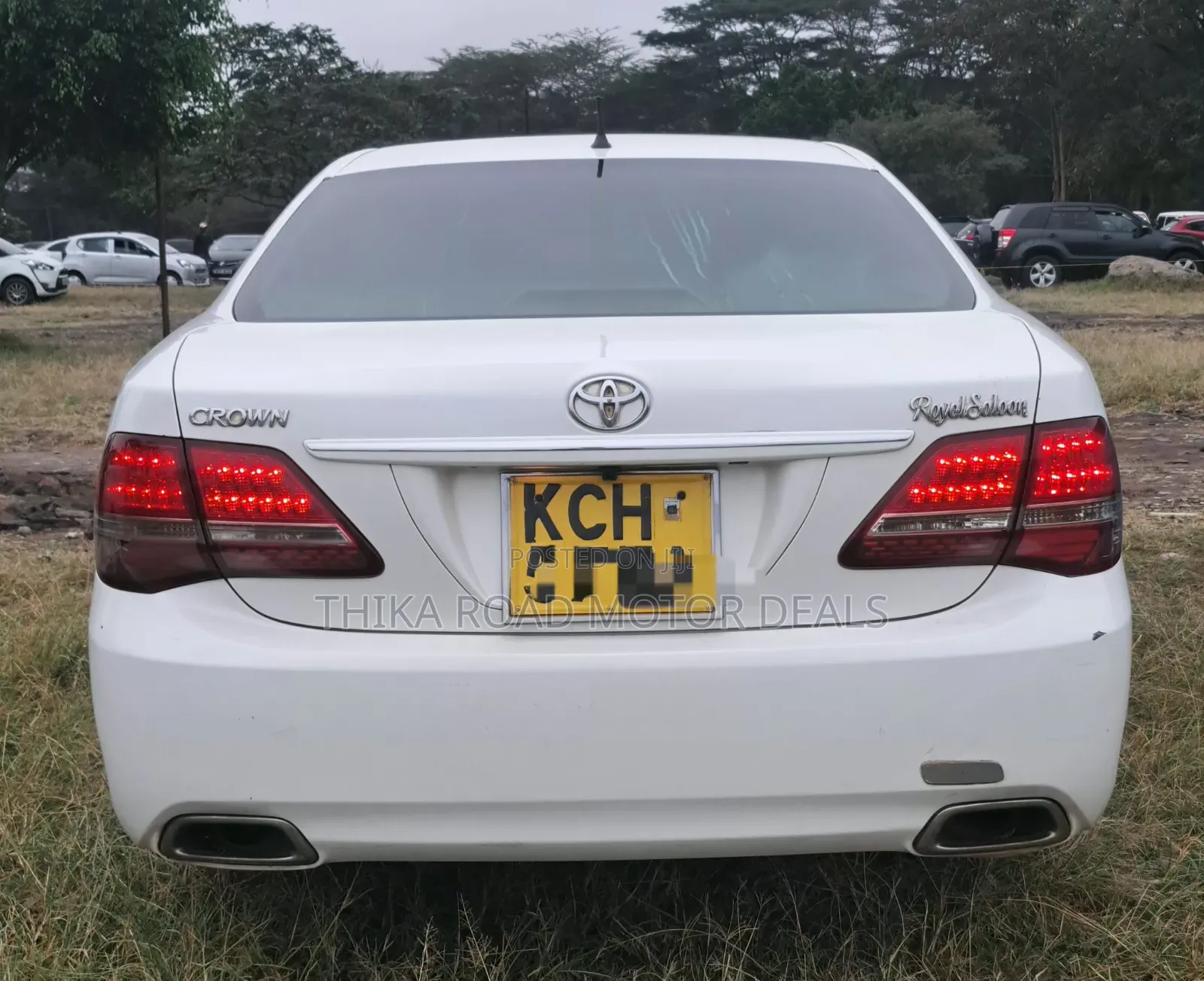 Toyota Crown 2010 White