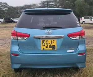Toyota Wish 2010 Blue