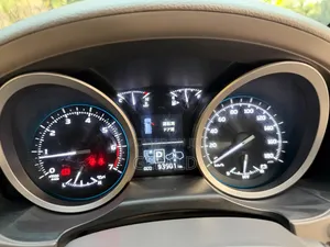 Toyota Land Cruiser 2012 White