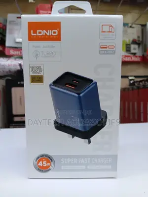This Is a Ldnio Q12 45w Gan Super Fast Charger.