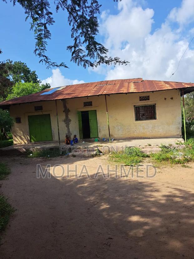 6bdrm House in Miritini for sale - thumbnail 5