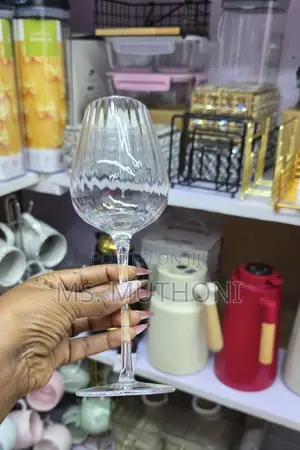 High Quality Ribbed Wine Glasses Set. (2 PCS /320 Ml )