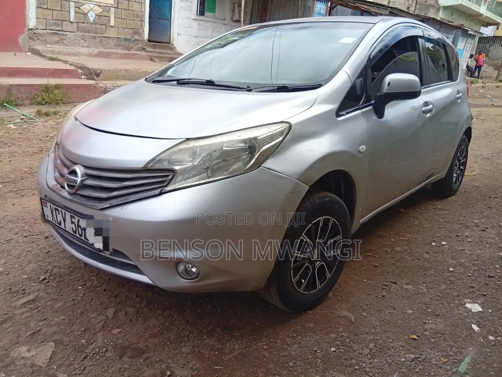 Nissan Note 2012 Silver