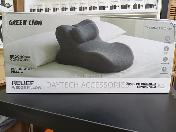 Green Lion Relief Wedge Pillow With Ergonomic Contours. - thumbnail 2