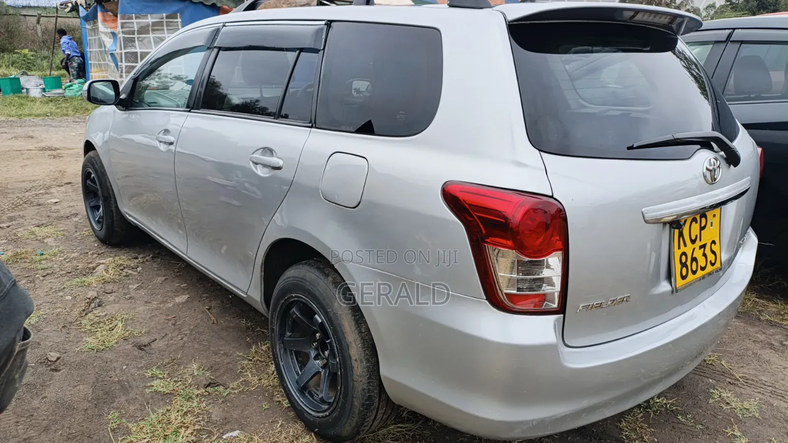 Toyota Corolla Fielder 2011 Silver