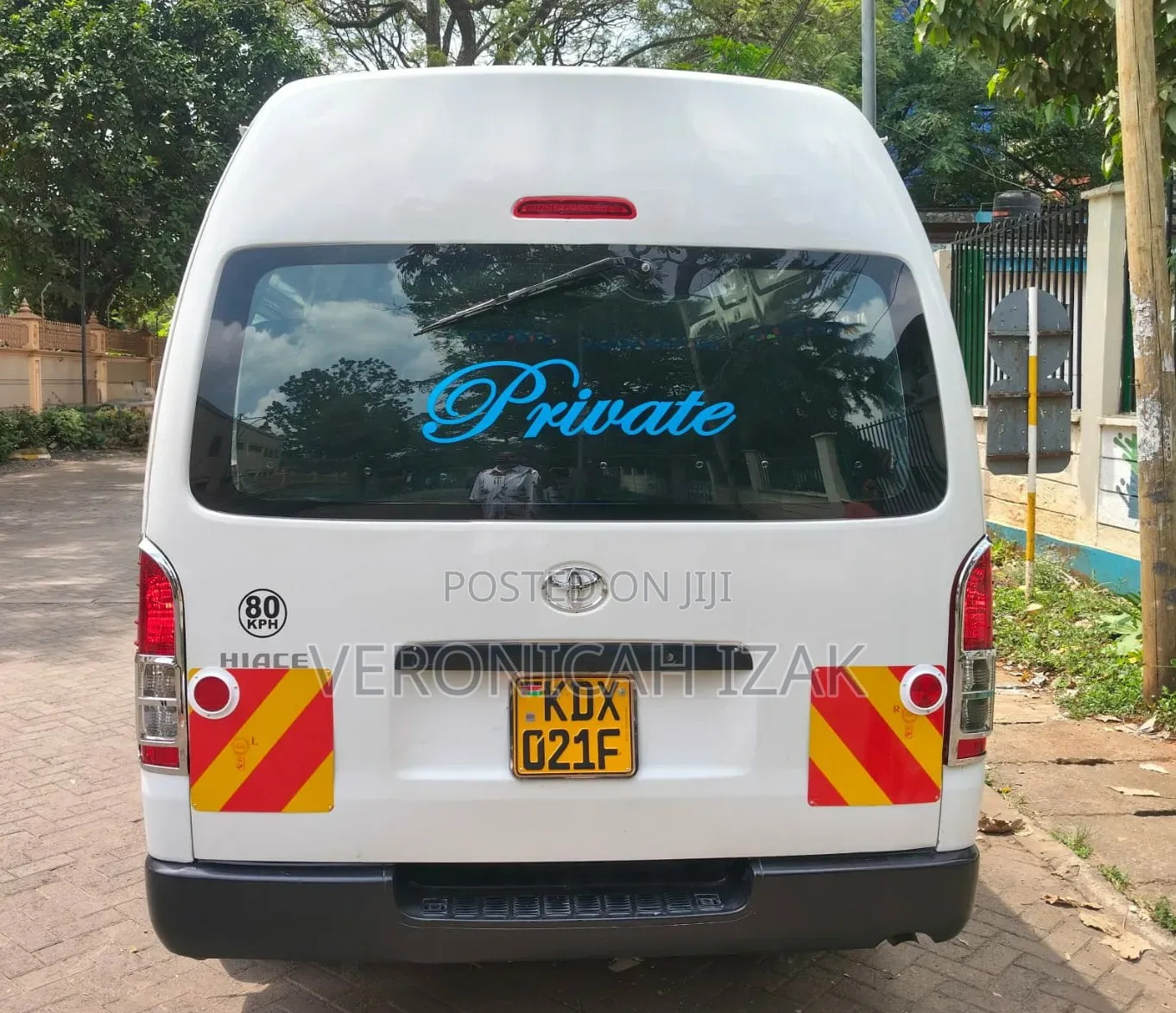 Toyota HiAce 2013 White